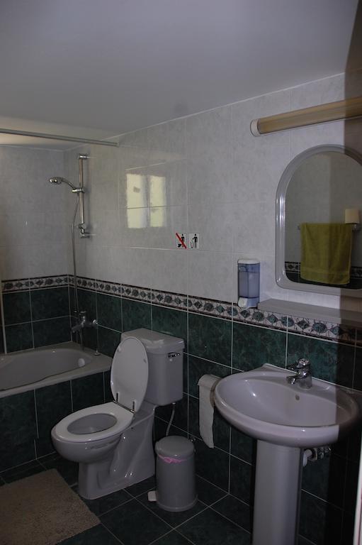 Villa Chrysanthia Polis Kamer foto